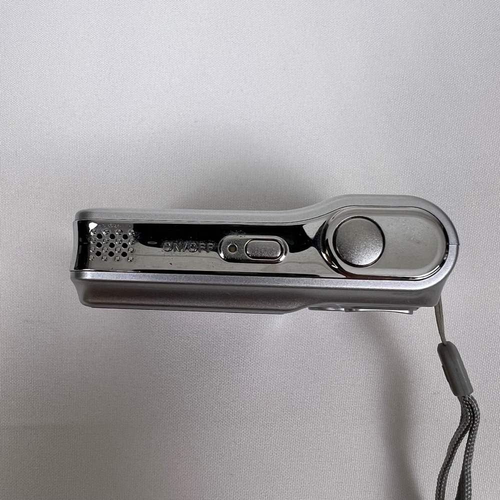 Nikon Coolpix L3 Digital Camera Silver 5.1MP 3x Zoom Excellent Y2K Retro P&S - Picture 3 of 6